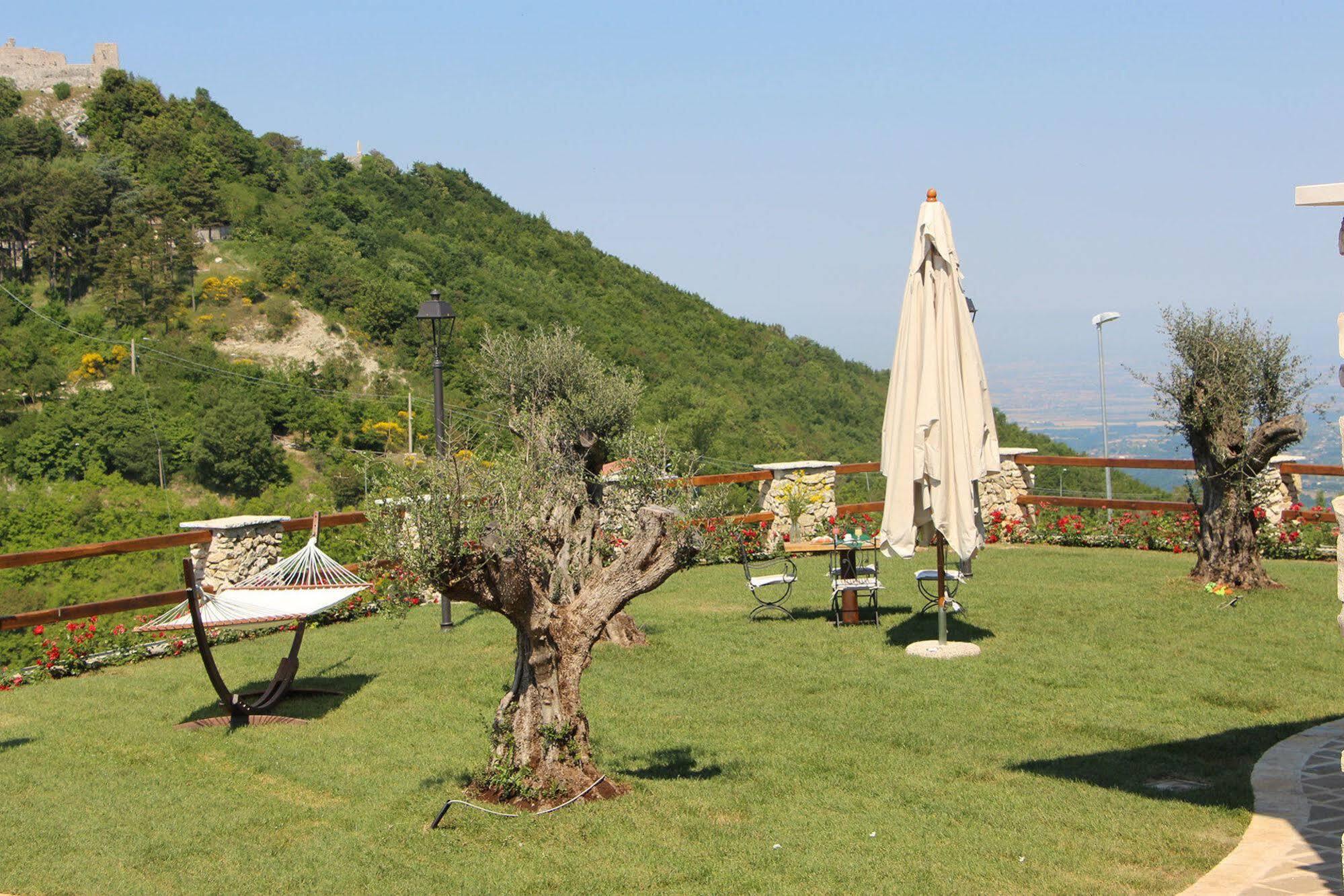 B&B I 4 Sentieri Castel San Pietro Romano Екстер'єр фото